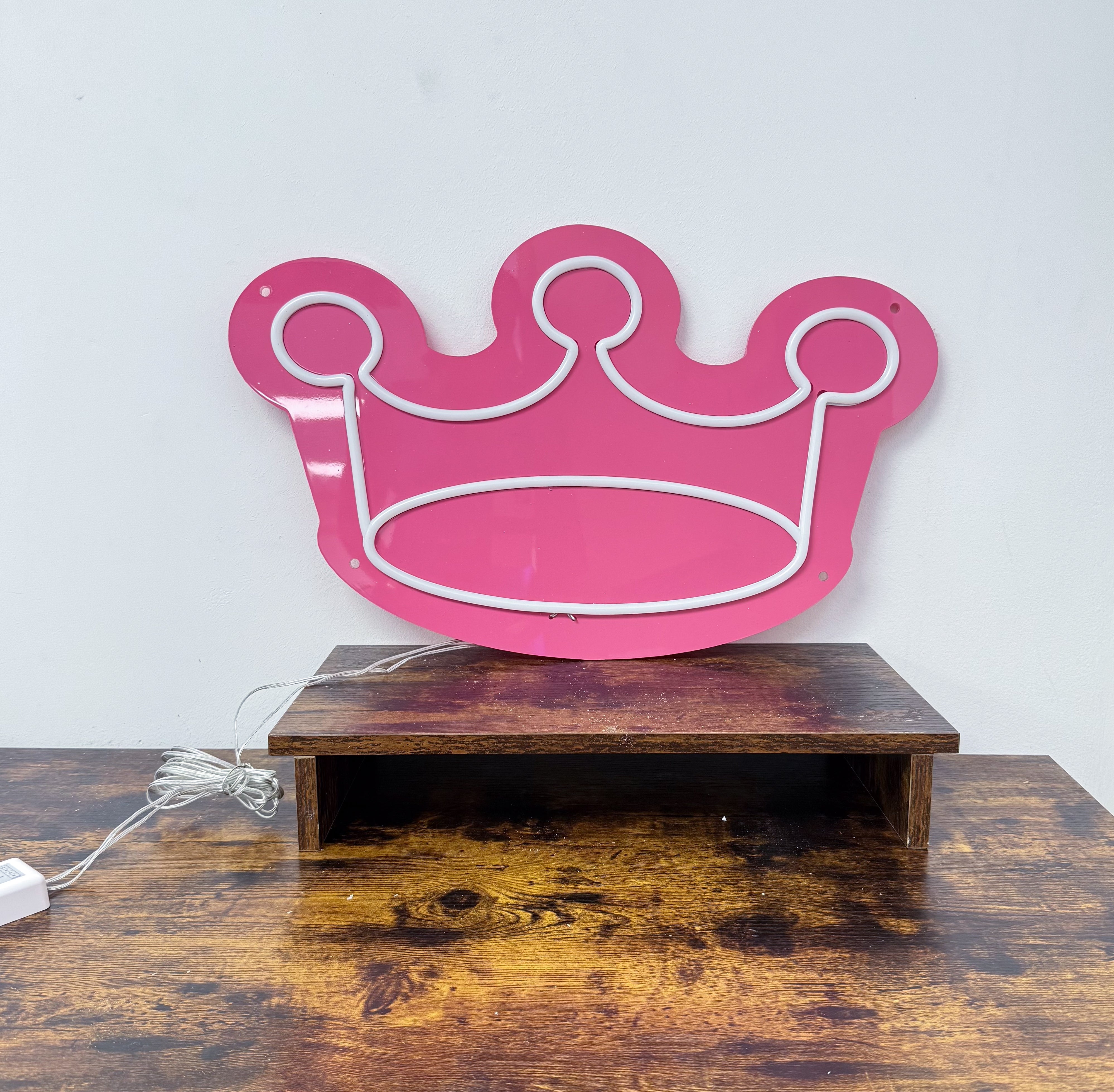 Crown RS LED Neon Sign